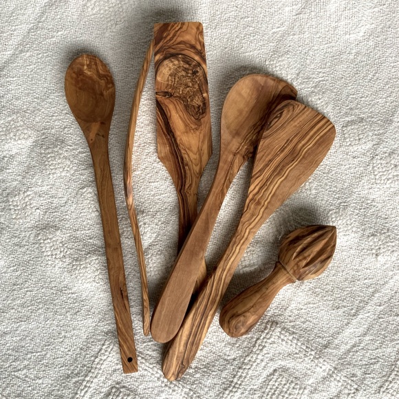New handcrafted wooden pointed stirring spoon - Picture 6 of 6
